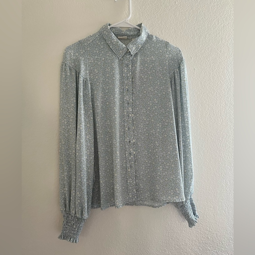 Levi’s blue green floral long sleeve blouse